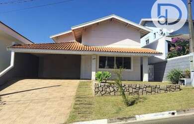 Imagem: A casa em condomínio possui 3 Dormitórios, 4 Banheiros, 4