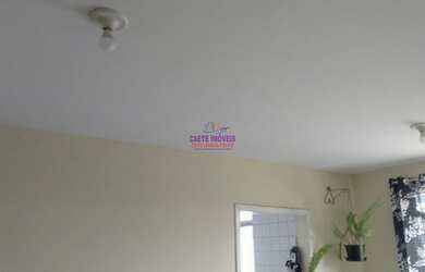 Imagem: O apartamento possui 3 Dormitórios, 1 Banheiro, 2 Vagas na