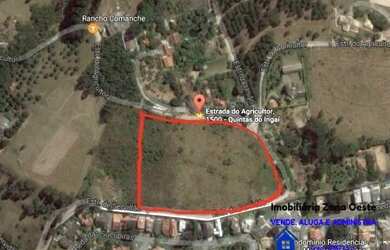 Imagem: O terreno possui 4000m² de Área e está localizado em Quintas