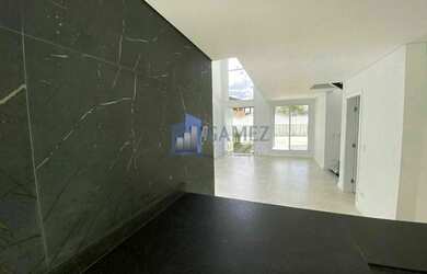 Imagem 4: Casa Padrão. 261m² de Área, 2 Vagas na garageme3 Dormitórios