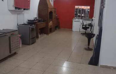 Imagem 3: Salão de festa. Churrasqueira