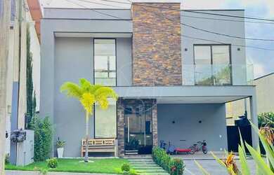 Imagem: A casa em condomínio possui 5 Dormitórios, 5 Banheiros, 4