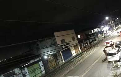 Imagem: A casa possui 2 Dormitórios, 1 Banheiro e está localizado