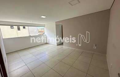 Imagem: O apartamento possui 2 Dormitórios, 2 Banheiros, 2 Vagas na