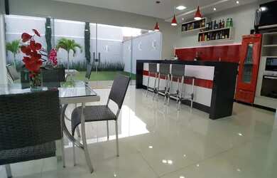 Imagem 6: Casa para venda tem 320 metros quadrados com 3 quartos em Estância Itaici...