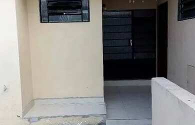 Imagem: A casa possui 2 Dormitórios, 1 Banheiro, 70m² de Área e