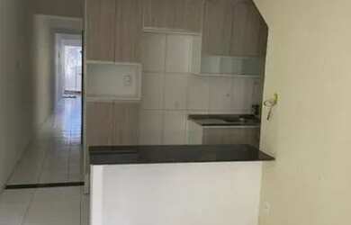 Imagem: A casa possui 2 Dormitórios, 1 Banheiro, 1 Vaga na garagem