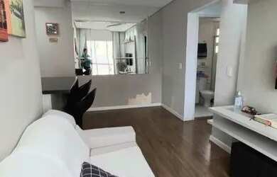 Imagem: O apartamento possui 2 Dormitórios, 1 Banheiro, 1 Vaga na garagem