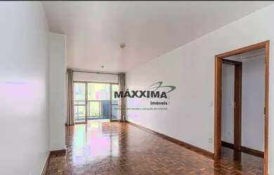 Imagem: O apartamento possui 3 Dormitórios, 1 Banheiro, 2 Vagas na