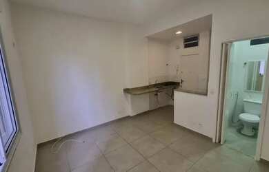 Imagem: A kitnet possui 1 Dormitório, 1 Banheiro, 33m² de Área e