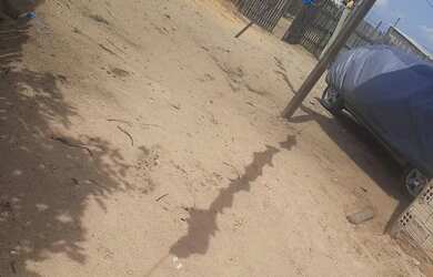 Imagem: A casa possui 2 Dormitórios, 1 Banheiro, 1 Vaga na garagem