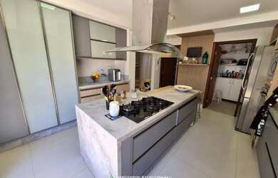 Imagem 7: Imóvel para venda tem 186 metros quadrados com 4 quartos