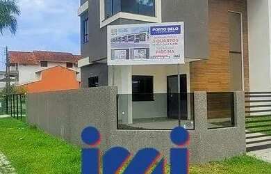 Imagem: A casa possui 3 Dormitórios, 3 Banheiros, 1 Vaga na garagem