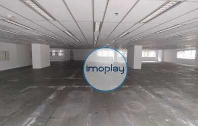 Imagem: O depósito possui 5 Vagas na garagem e 1024m² de Área e está