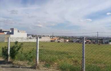 Imagem: O terreno possui 308m² de Área e está localizado em Jardim