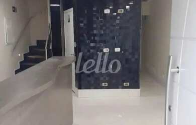 Imagem: O depósito possui 2 Vagas na garagem, 140m² de Área e está