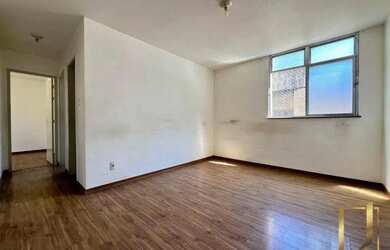 Imagem: O apartamento para alugar possui 2 Dormitórios, 1 Banheiro