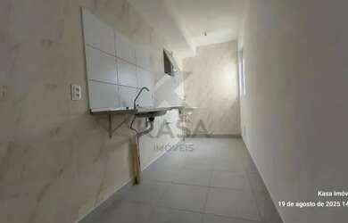 Imagem 8: Apartamento com 2 dormitórios, piscina, salão de festas e vaga de garagem