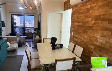 Imagem: O apartamento possui 3 Dormitórios, 2 Banheiros, 1 Vaga na