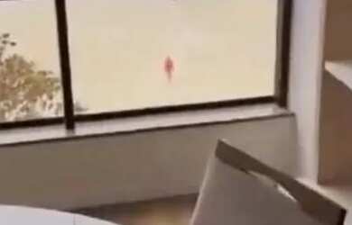 Imagem: O apartamento possui 2 Dormitórios, Acomodam 7 pessoas, 2 Vagas