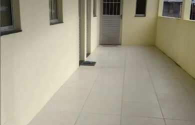 Imagem: A casa possui 1 Dormitório, 1 Banheiro e está localizado em