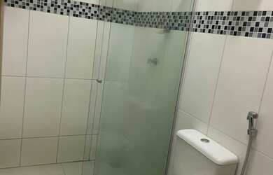 Imagem: A casa possui 3 Dormitórios, 4 Banheiros, 2 Vagas na garagem