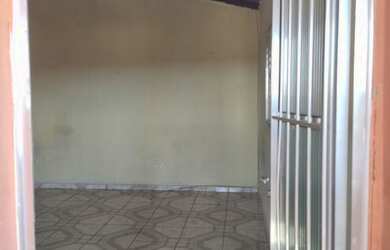 Imagem 9: Aluga casa 550. Varanda, Área de serviço, 1 Banheiroe1 Dormitório