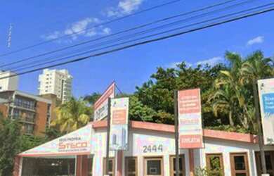 Imagem: O depósito possui 5 Vagas na garagem, 200m² de Área e está