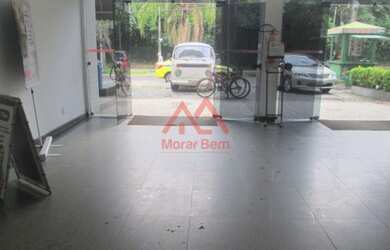 Imagem: O depósito possui 1 Vaga na garagem, 60m² de Área e está