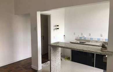 Imagem: O apartamento à venda possui 2 Dormitórios, 1 Banheiro e 61m²