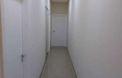 Imagem 7: ÓTIMA CASA À VENDA NO CONDOMÍNIO VILLAGE LA MONTAGNE