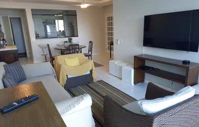 Imagem 2: Lindo apartamento reformado alto padrão frente ao mar