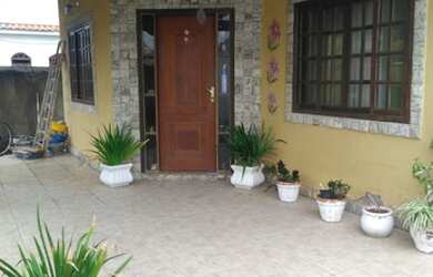 Imagem: A casa em condomínio possui 3 Dormitórios, 2 Banheiros, 1