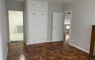 Imagem: O apartamento possui 2 Dormitórios, 1 Banheiro, 70m² de Área