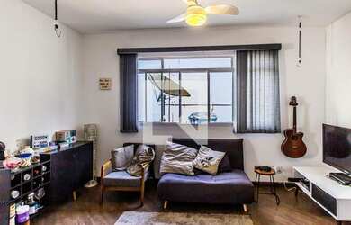 Imagem: O apartamento possui 1 Dormitório, 1 Banheiro, 1 Vaga na garagem