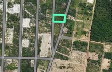 Imagem: O terreno possui 350m² de Área e está localizado em Pajuçara