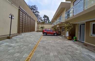 Imagem: A casa em condomínio possui 3 Dormitórios, 3 Banheiros, 1