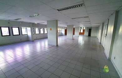 Imagem 12: Sala para alugar, 424 m² por R$ 9.000,00/mês - Caminho das Árvores - Salvador/BA