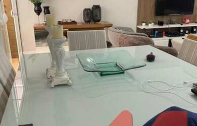 Imagem: A casa possui 3 Dormitórios, 4 Banheiros, 4 Vagas na garagem