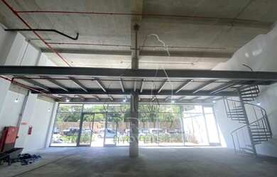 Imagem 4: Ampla Loja no térreo de prédio Corporativo no Tatuapé