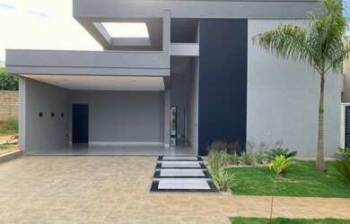 Imagem: A casa em condomínio possui 3 Dormitórios, 4 Banheiros, 173m²