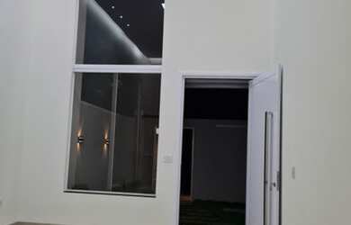 Imagem: A casa possui 3 Dormitórios, 4 Banheiros, 4 Vagas na garagem