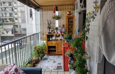 Imagem: O apartamento possui 2 Dormitórios, 2 Banheiros, 1 Vaga na