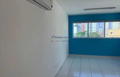 Imagem: O depósito possui 1 Vaga na garagem, 28m² de Área e está