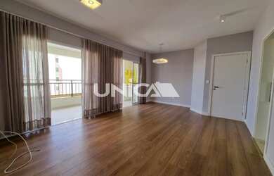 Imagem: O apartamento possui 3 Dormitórios, 1 Banheiro, 104m² de Área