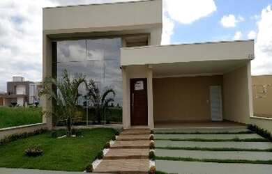 Imagem: A casa em condomínio possui 3 Dormitórios, 3 Banheiros, 2