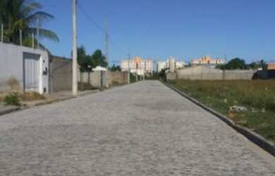 Imagem: O terreno possui 250m² de Área e está localizado em Aruana