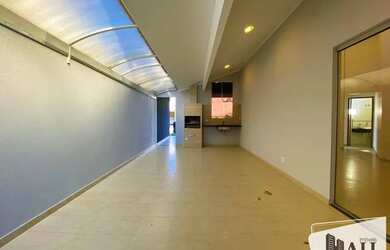 Imagem: A casa em condomínio possui 3 Dormitórios, 5 Banheiros, 3