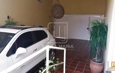 Imagem: O depósito possui 3 Vagas na garagem, 500m² de Área e está