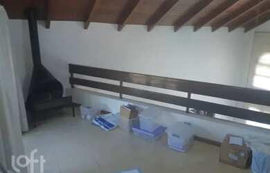 Imagem 7: Casa à venda Rua General Gomes Carneiro, Medianeira - Porto Alegre